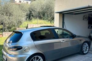 Alfa Romeo 147 1.9 tetto panoramico