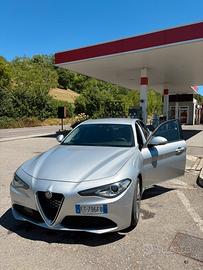 Alfa Romeo Giulia 2.2 Diesel 160 CV
