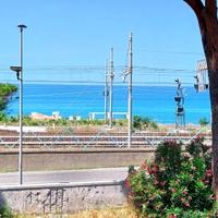 Appartamento con terrazzo 200 mt dal mare