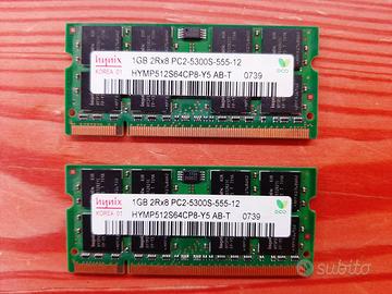 2x RAM DDR2 SODIMM da 1gb/u 667mhz per portatili