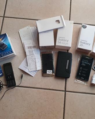 3 Cellulari Samsung x uso recupero ricambi 
