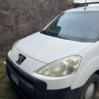 PEUGEOT PARTNER 1600 DIESEL 3 POSTI PASSO LUNGO