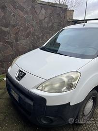 PEUGEOT PARTNER 1600 DIESEL 3 POSTI PASSO LUNGO