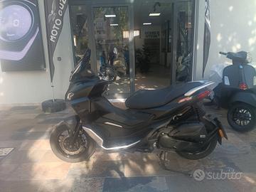Aprilia SR GT 200 NERO OPACO 2023