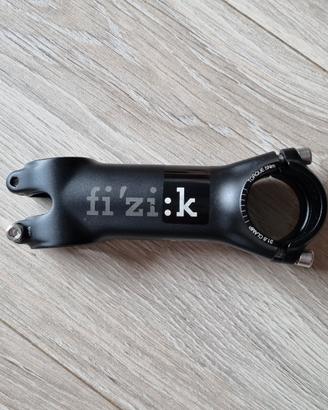 Fizik attacco manubrio Cyrano R3 