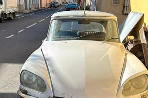 Auto d'epoca - Motore non funzionante (grippato)