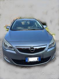Opel Astra J sport Tourer SW 1.7 CTDI