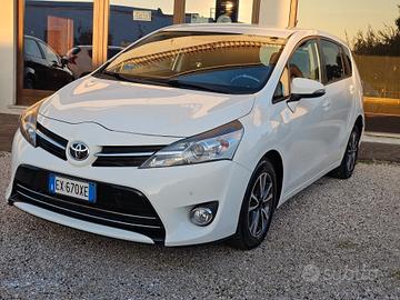 Toyota Verso 1.6 DIESEL 7 POSTI ANNO 11/2014 UNICO