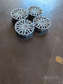 Volkswagen Golf 7 serie cerchi di 15!!
