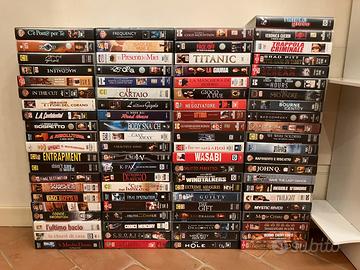 Blocco 1 di 85 VHS originali - videocassette film