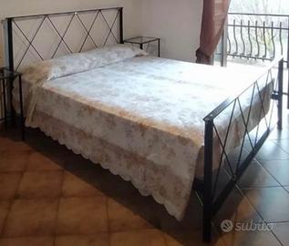 letto matrimoniale 190x160 in metallo