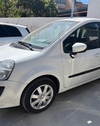 RENAULT Modus 1.2 16V