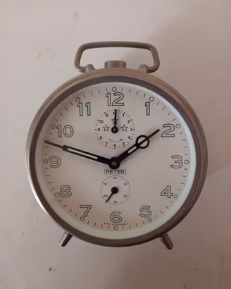 Orologio sveglia d' epoca  PETER