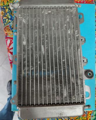 Radiatore completo di bulbo usato Piaggio Beverly