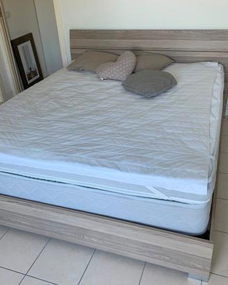 Letto matrimoniale