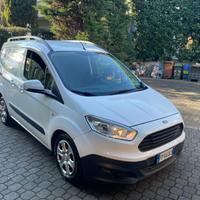 Ford transit courier