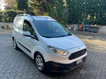 Ford transit courier