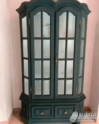vetrina credenza in legno