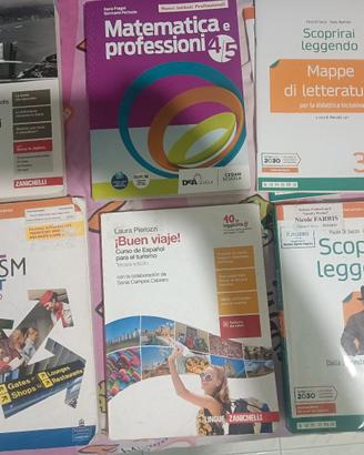 libri scolastici istituto superioPertini Cagliari 