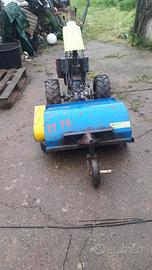 motocoltivatore grillo con  trincia 