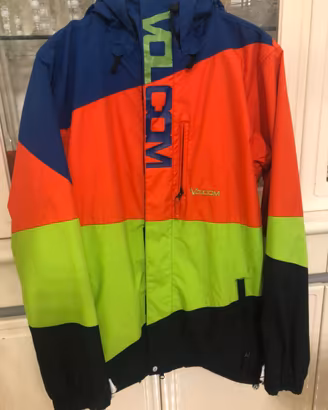 Completo da sci o snowboard