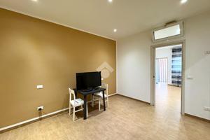 MULTILOCALE A POLIGNANO A MARE