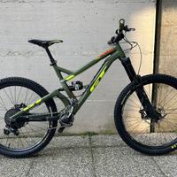 Bici da enduro GT Sanction