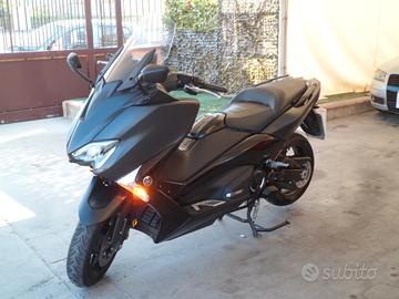 Yamaha T Max 530 sx solo km6700 zero sinistri 18