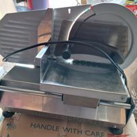 affettatrice elettrica