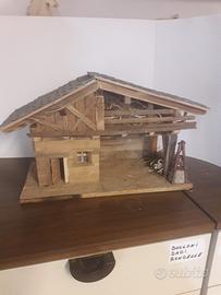 capanna presepe in legno