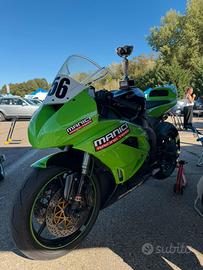 Kawasaki zx6r 2012