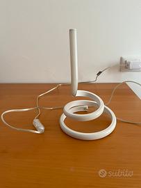 Lampada da tavolo