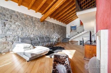 VILLA SINGOLA A DOLZAGO