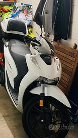 Honda SH 150i (2025)
