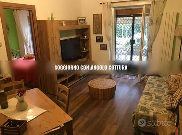 TORREVECCHIA BiLOCALE ARREDATO CON GIARDINO