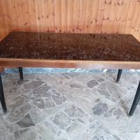 Tavolo per salone