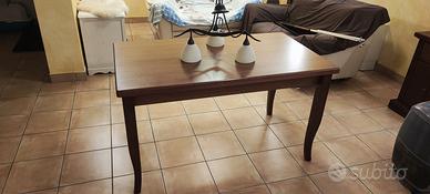 tavolo e lampadario