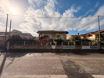 San Gavino Villa Libera su Quattro Lati