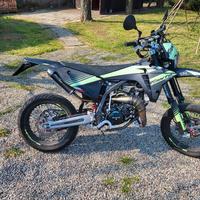 fantic 50 xe performance