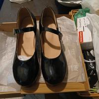 Scarpe con cinturino