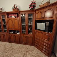 Libreria massiccia stile antico