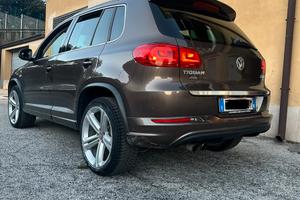 Tiguan 2.0 TSI R Line  4motion dsg