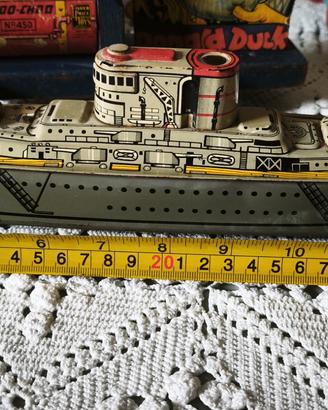 Nave in latta litografata anni '50