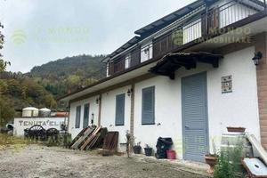 Rustico / Casale di 92 m² con 2 locali a Borgo Pri