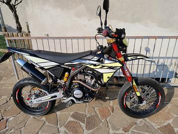 Fantic Motard Casa 125 4T
