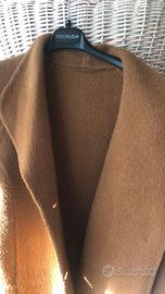 Completi e vestiti fino a 20 euro pezzo