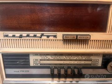 Radio vintage  anni 60  modello magnafon