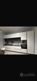 Arredamento semi completo