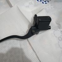 Pompa Freno Anteriore Universale - Nero