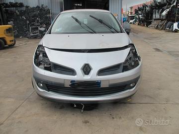 Ricambi usati per RENAULT CLIO 1.5 DCI 2007